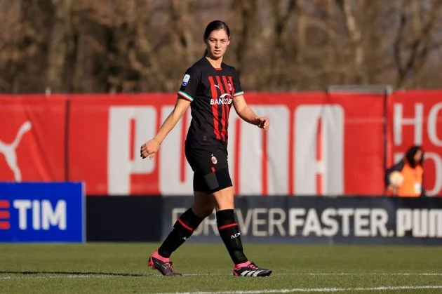 Nouwen Milan Women