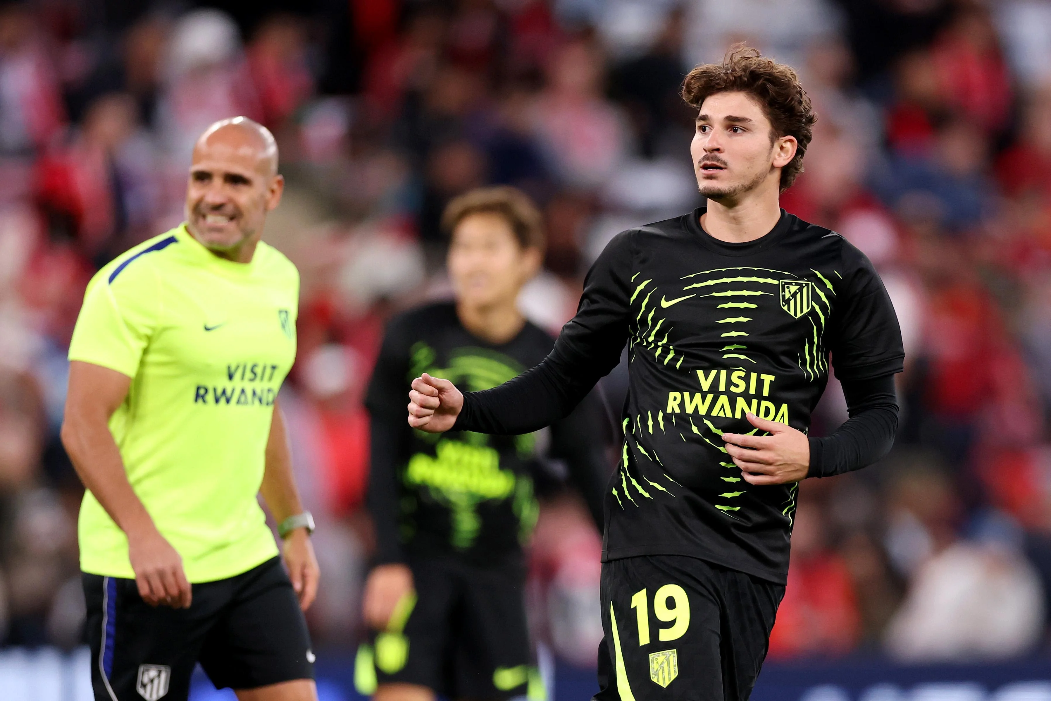 Atlético Madrid Faces Osasuna Without Key Players Alvarez, Barrios, and Sørloth